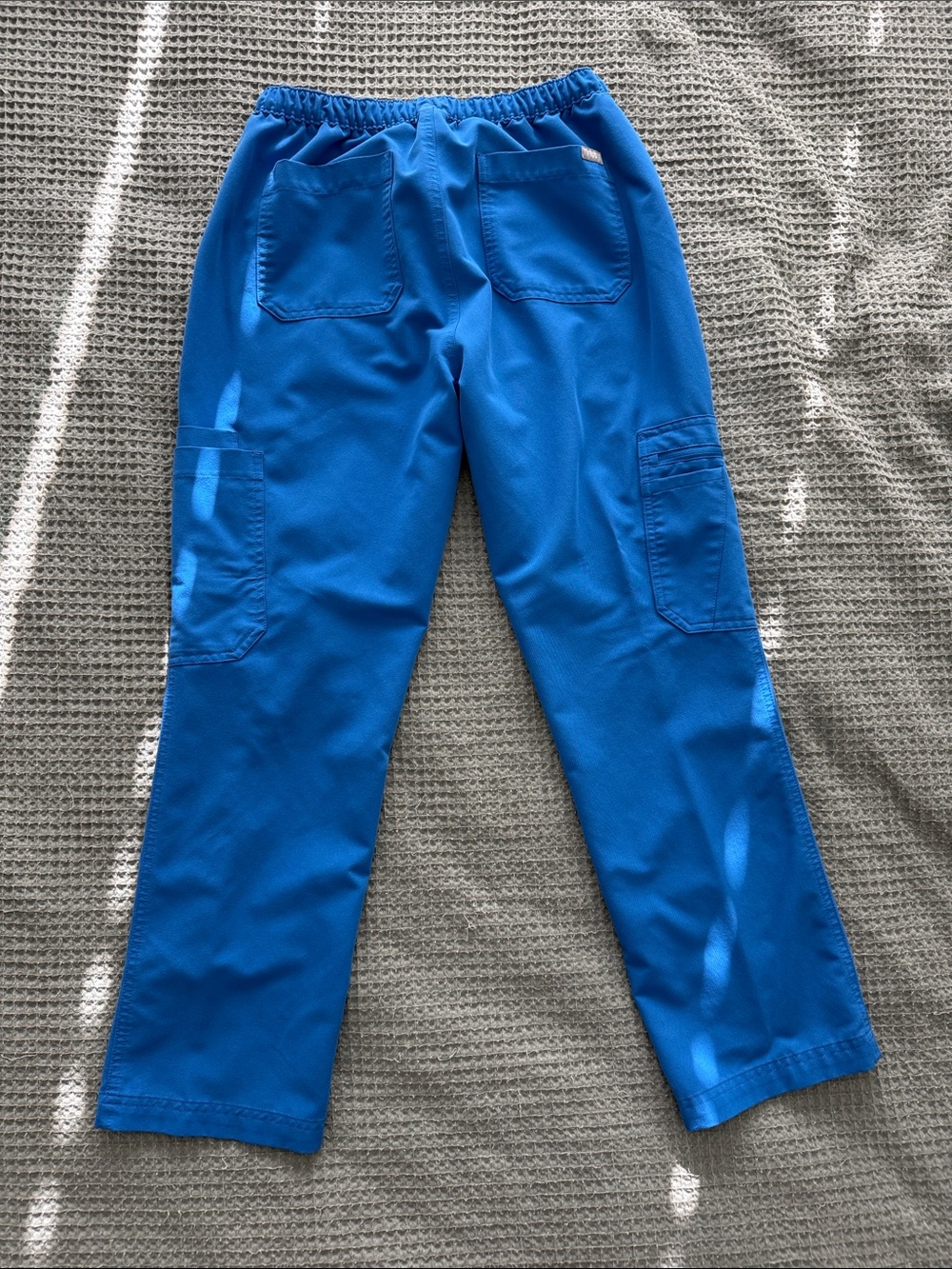 Figs Blue Scrub Set Size Small Top & Small Short Bottom - Picture 7 of 7